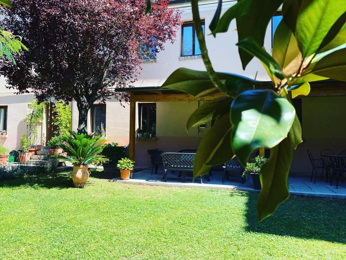 Hotel Borgo Antico Fabriano Exterior photo