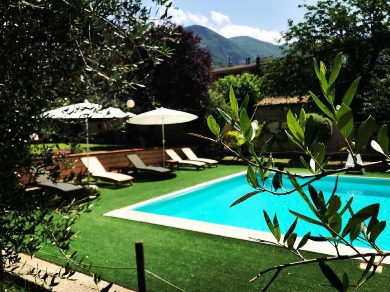 Hotel Borgo Antico Fabriano Exterior photo