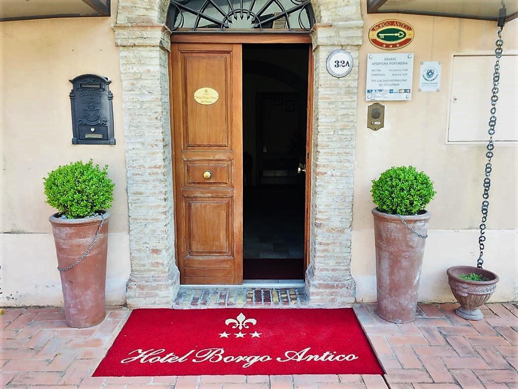 Hotel Borgo Antico Fabriano Exterior photo